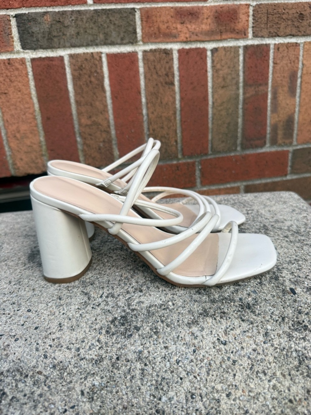 Nine West Strappy Block Heel Sandals Cream Ivory Square Toe Size 8.5M